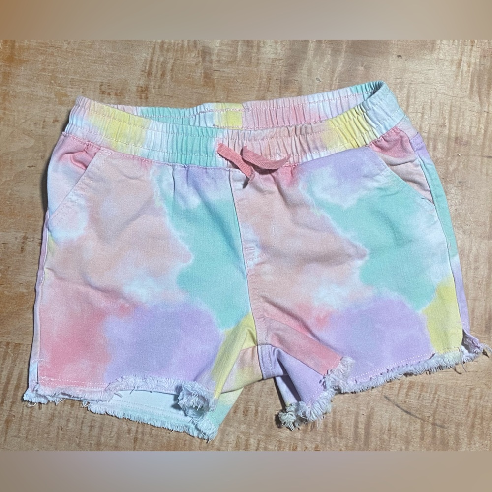 Cat & Jack girls size large (10/12) tie dye shorts barely worn, great condition!